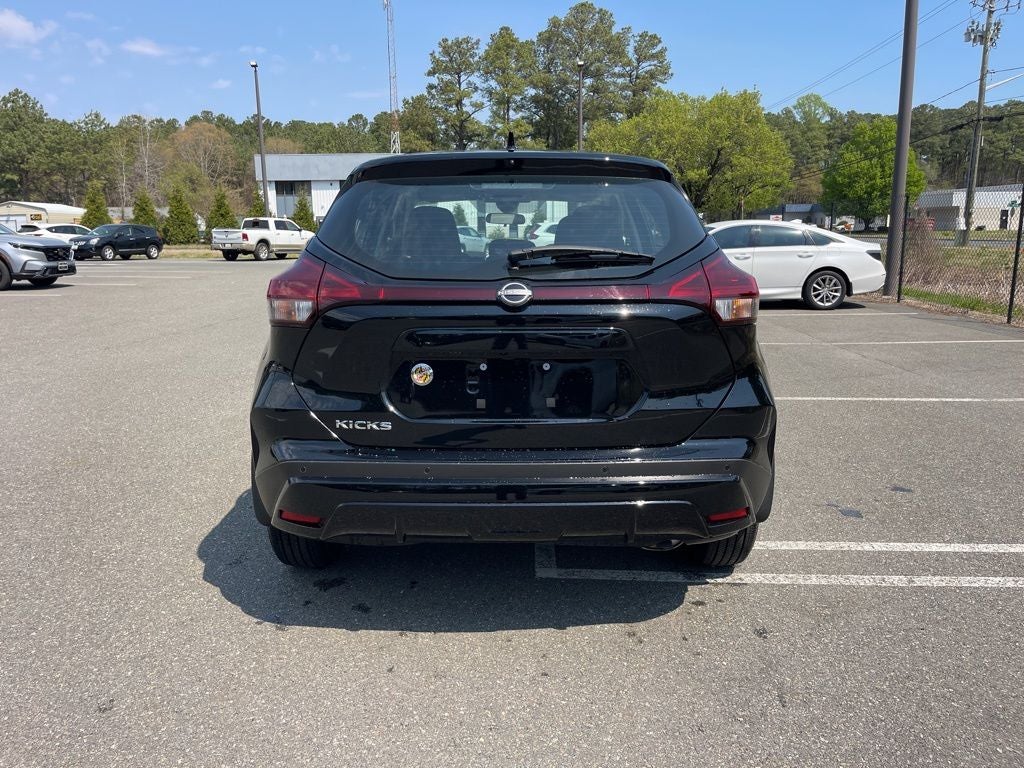 2025 Nissan Kicks Play S Nissan Certified