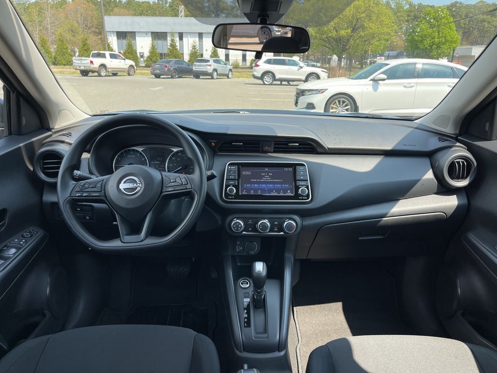2025 Nissan Kicks Play S Nissan Certified
