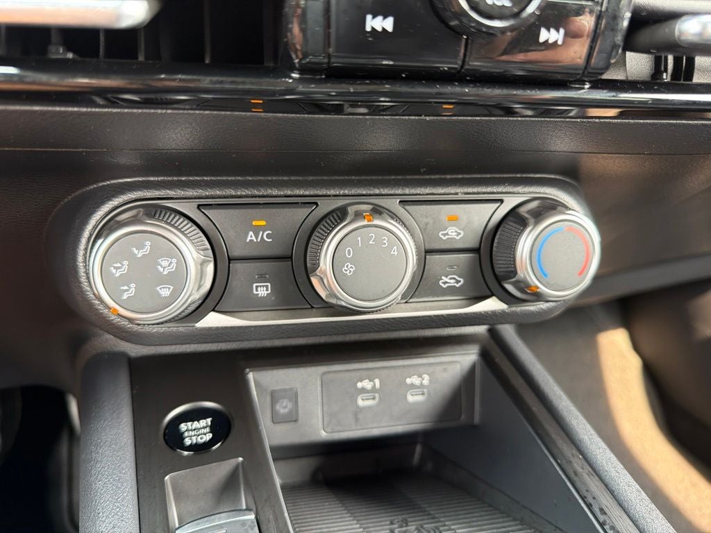 2025 Nissan Kicks SV Nissan Certified