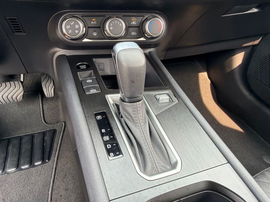 2025 Nissan Kicks SV Nissan Certified
