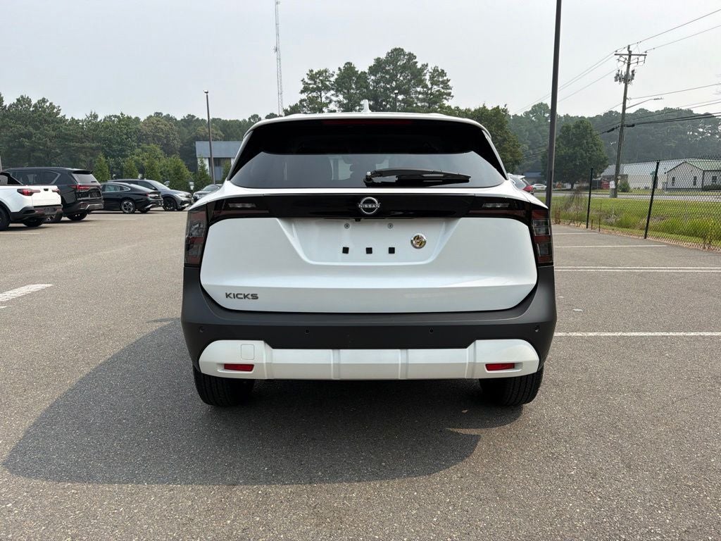 2025 Nissan Kicks SV Nissan Certified