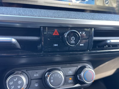 2025 Nissan Kicks SV ** Pohanka Certified 10 Year / 100,000 **