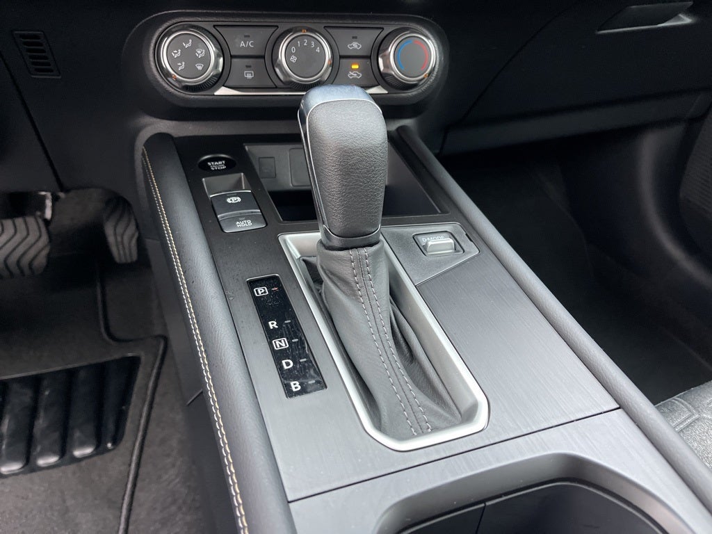 2025 Nissan Kicks SV Nissan Certified