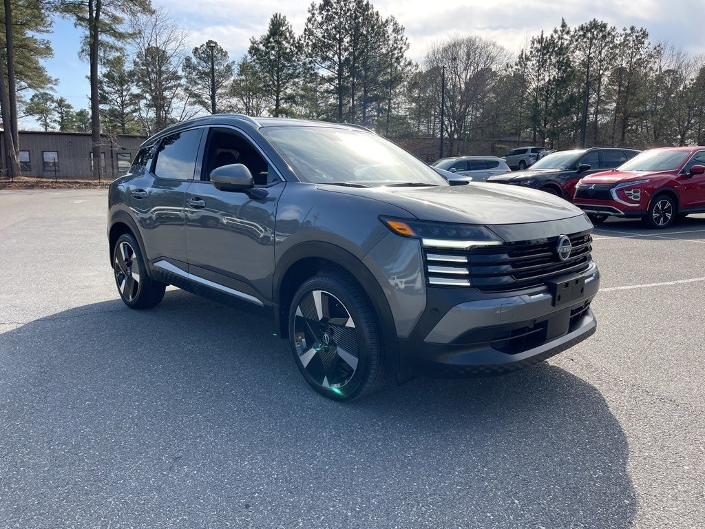 2025 Nissan Kicks SR NISSAN CERTIFIED