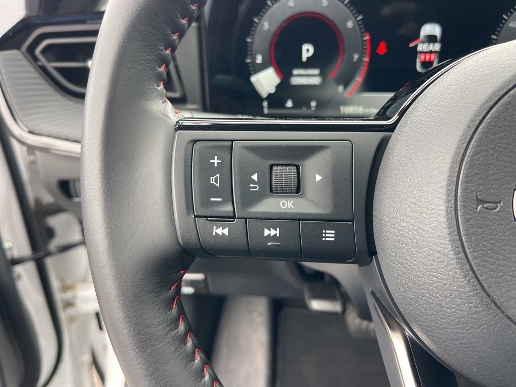 2025 Nissan Kicks SR Nissan Certified