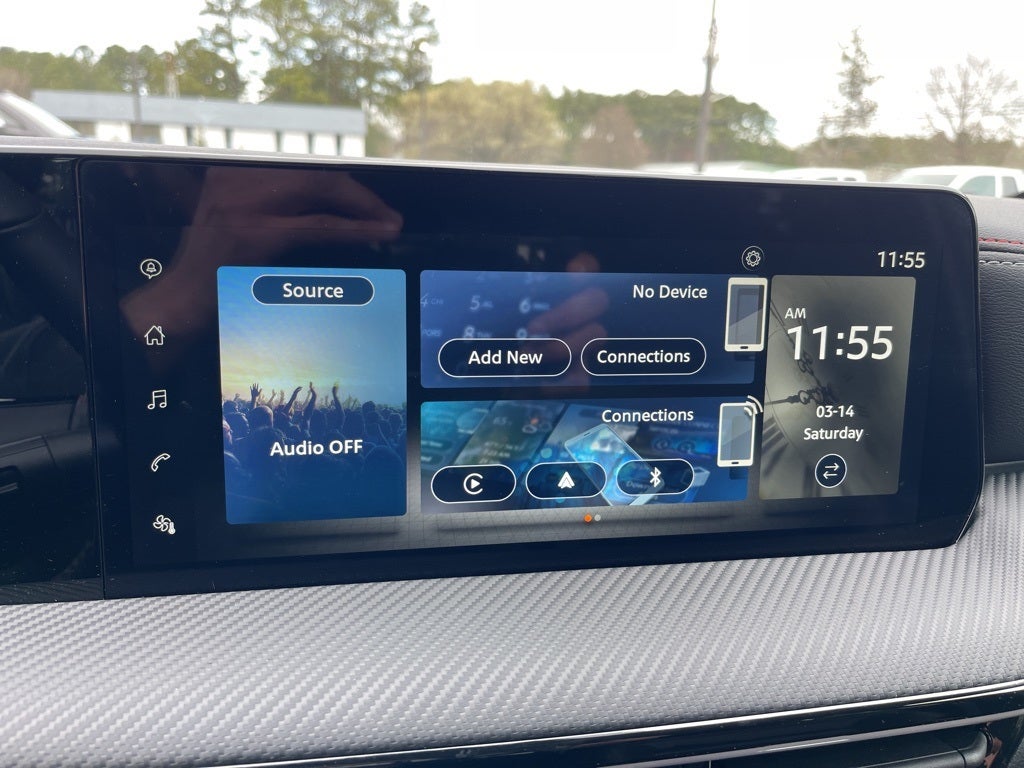 2025 Nissan Kicks SR Nissan Certified