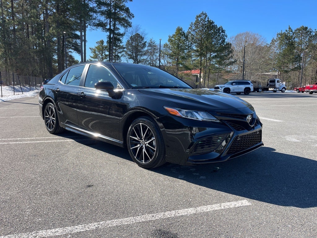 2024 Toyota Camry SE Pohanka Certified 10YR 100K