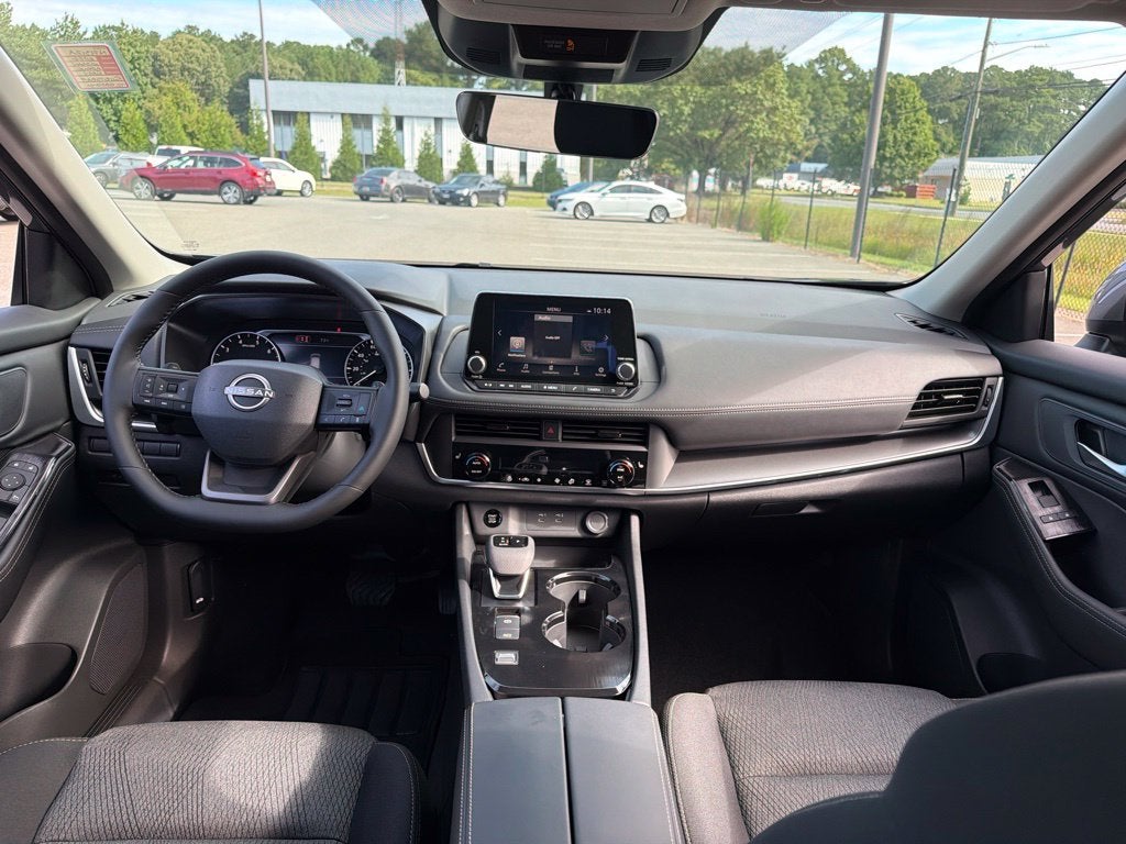 2026 Nissan Rogue SV Nissan Certified