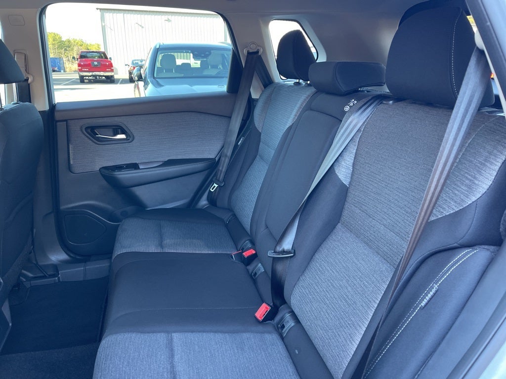 2023 Nissan Rogue SV Nissan Certified