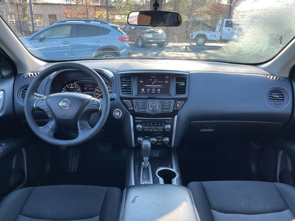 2020 Nissan Pathfinder S