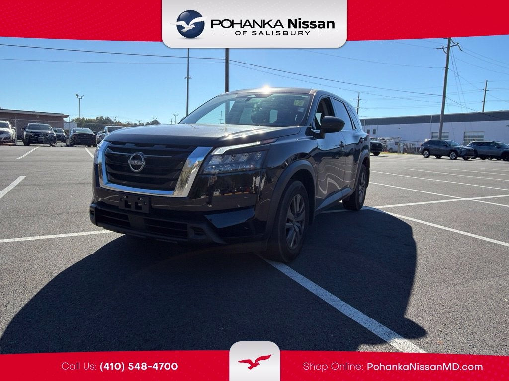 2025 Nissan Pathfinder S