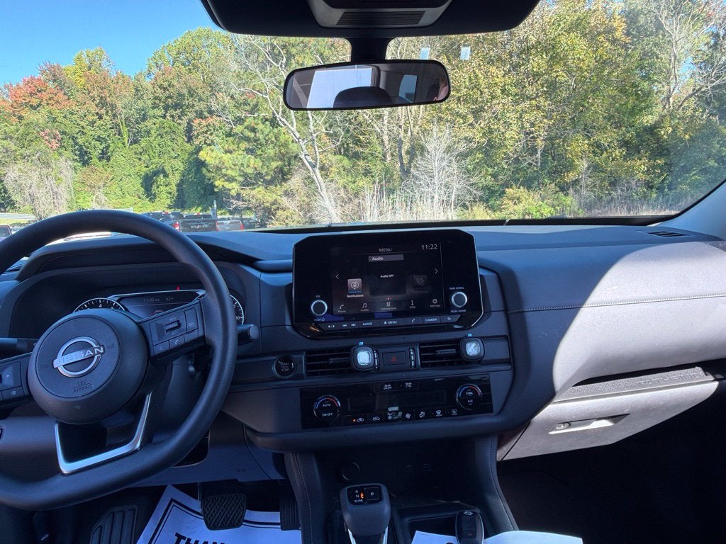 2025 Nissan Pathfinder S