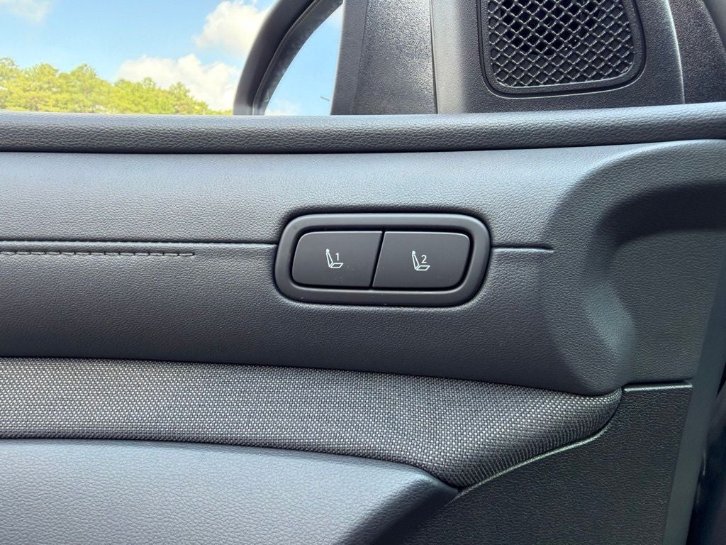 2025 Hyundai Tucson Limited Ethos Bal of Fact + 12/12 Cert