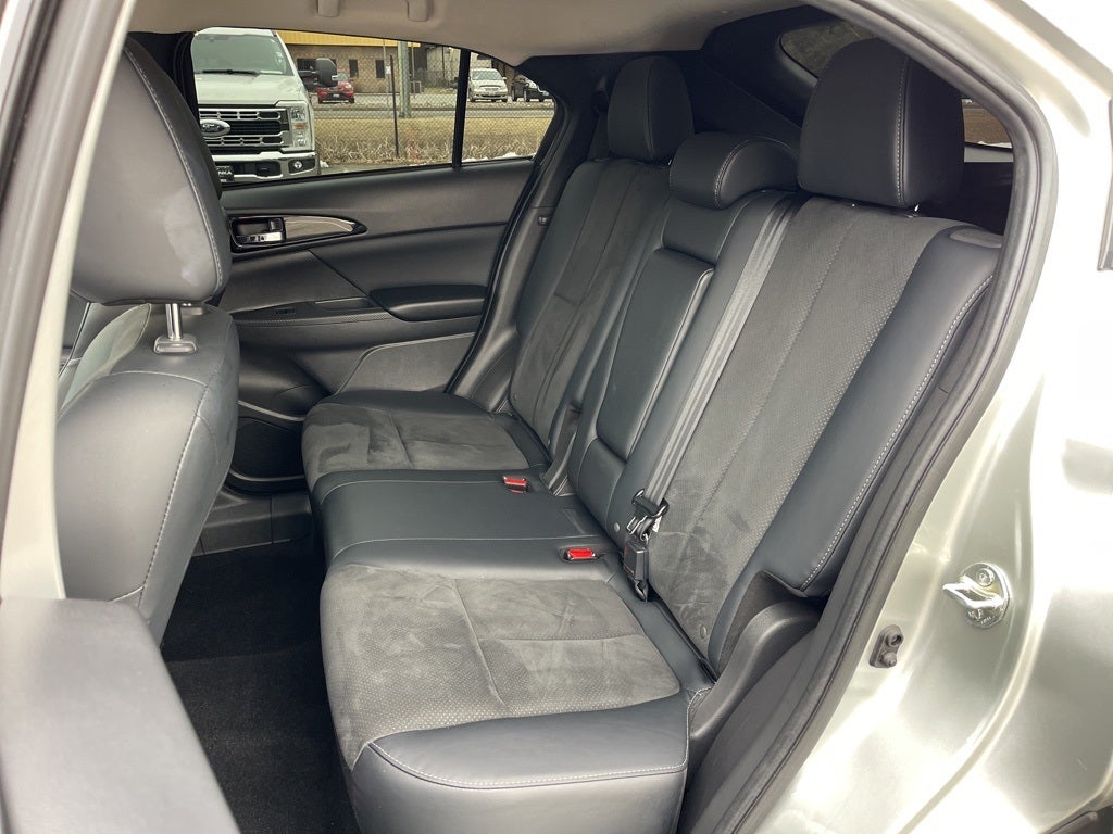 2024 Mitsubishi Eclipse Cross SE Pohanka Certified 10YR 100K