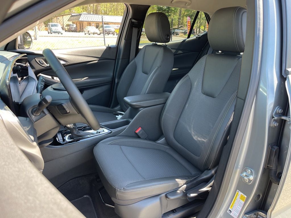 2025 Buick Encore GX Preferred Ethos Bal of Fact + 12/12 Cert