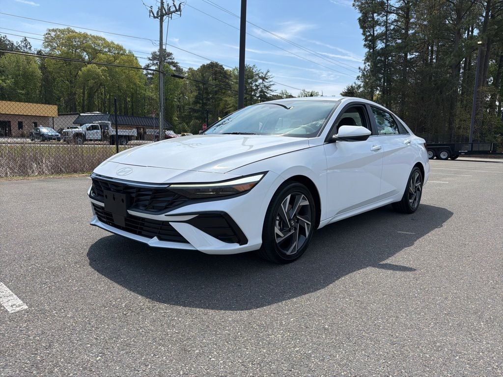 2025 Hyundai Elantra SEL Convenience Ethos Bal of Fact + 12/12 Cert
