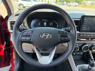 2025 Hyundai Venue SEL Ethos Bal of Fact + 12/12 Cert