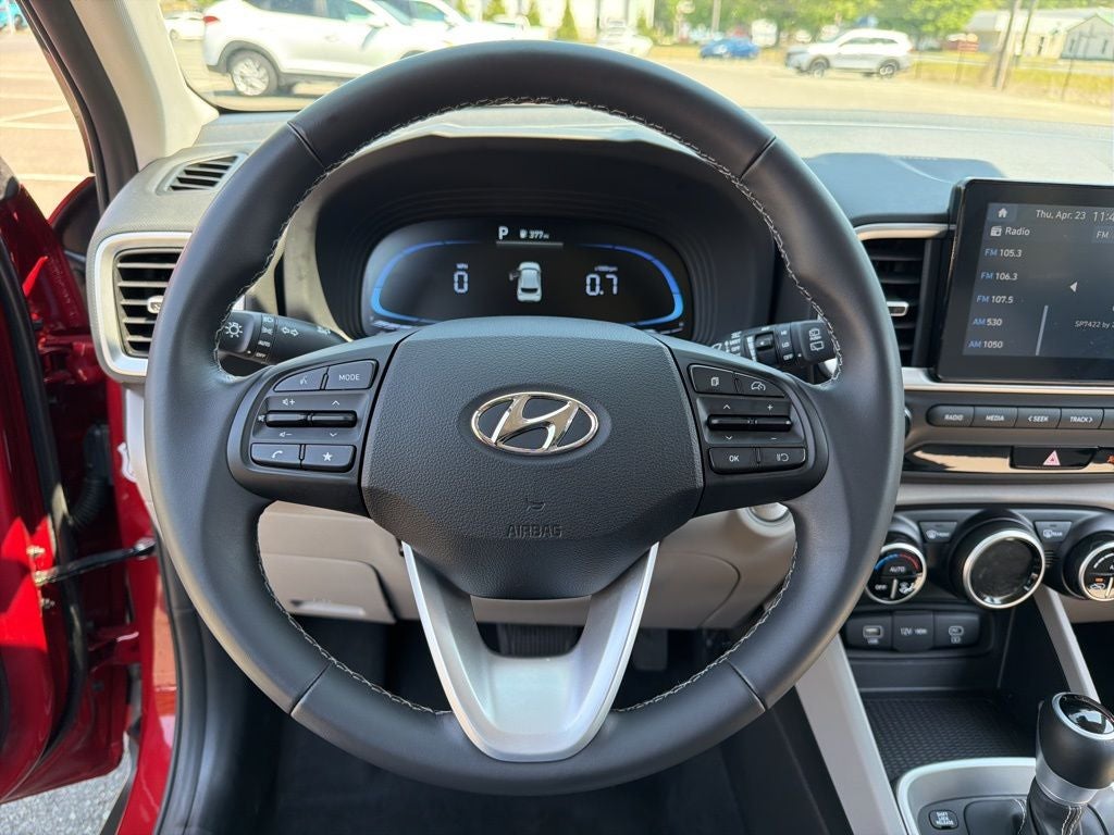 2025 Hyundai Venue SEL Ethos Bal of Fact + 12/12 Cert