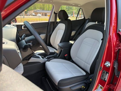 2025 Hyundai Venue SEL Ethos Bal of Fact + 12/12 Cert