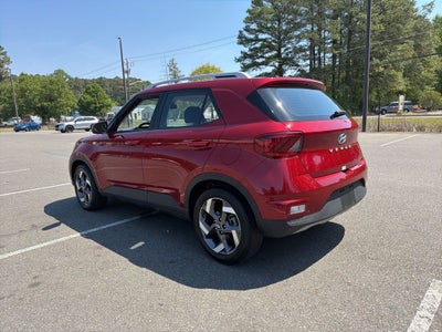 2025 Hyundai Venue SEL Ethos Bal of Fact + 12/12 Cert