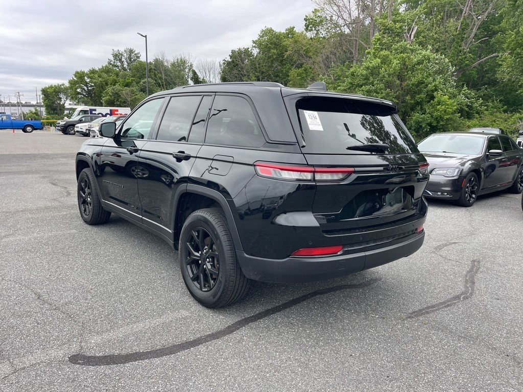 2025 Jeep Grand Cherokee Altitude