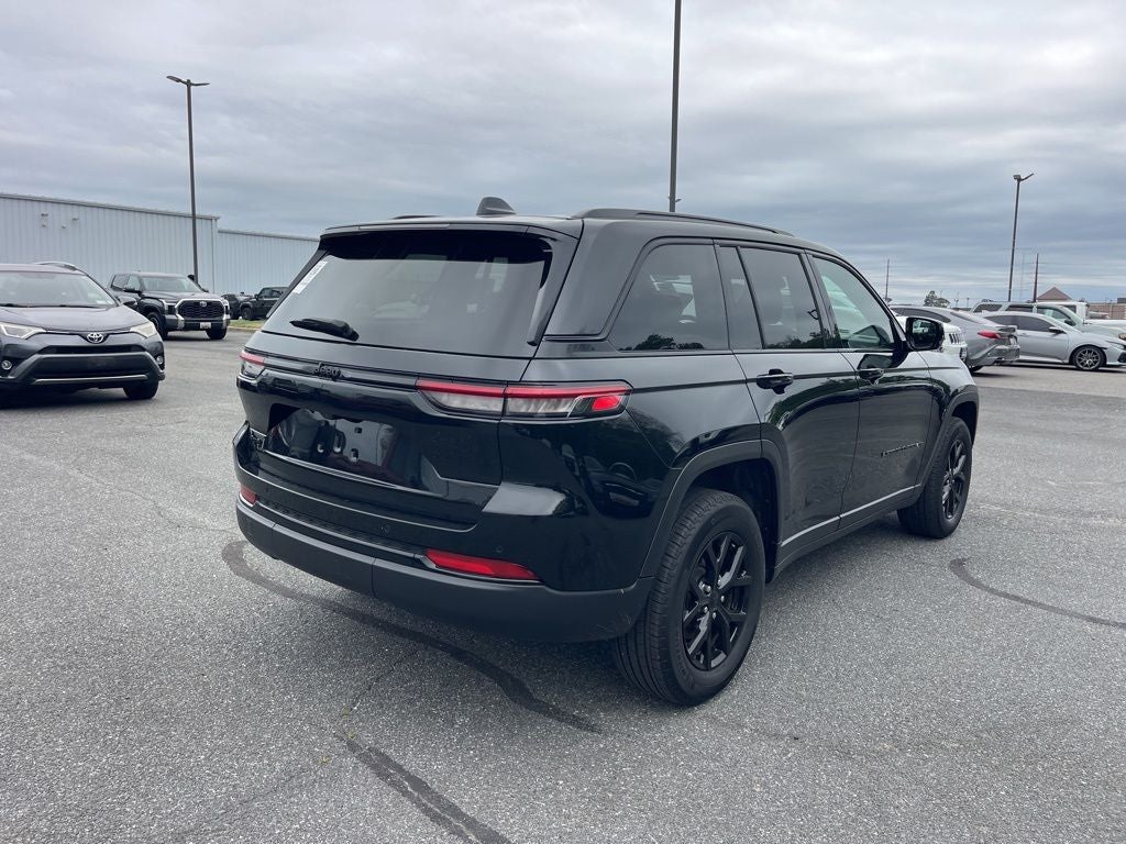 2025 Jeep Grand Cherokee Altitude