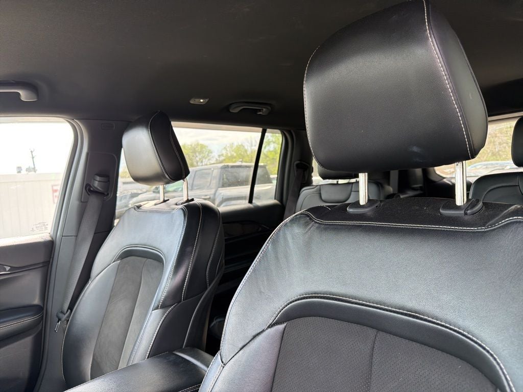 2022 Jeep Grand Cherokee L Altitude