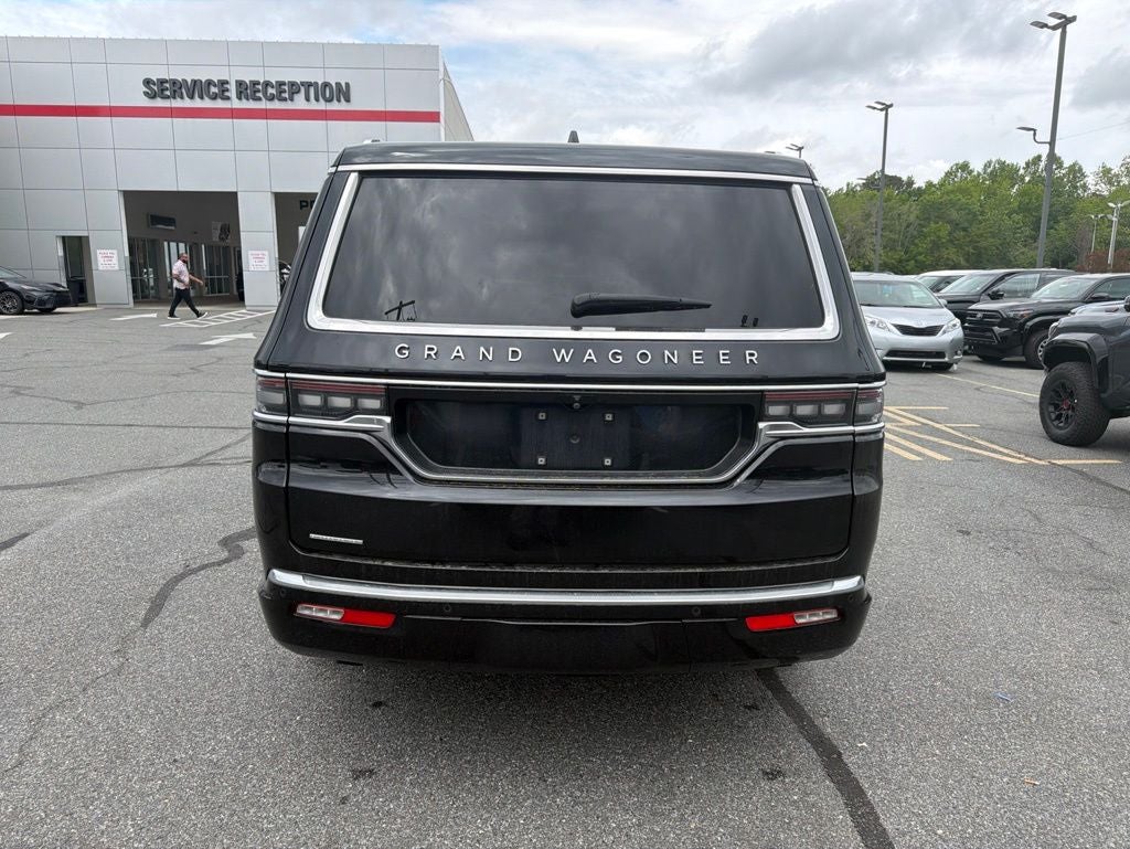 2023 Jeep Grand Wagoneer Base