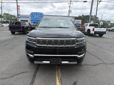 2023 Jeep Grand Wagoneer Base