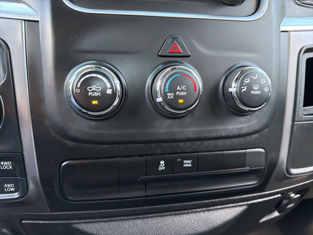 2024 RAM 1500 Classic SLT