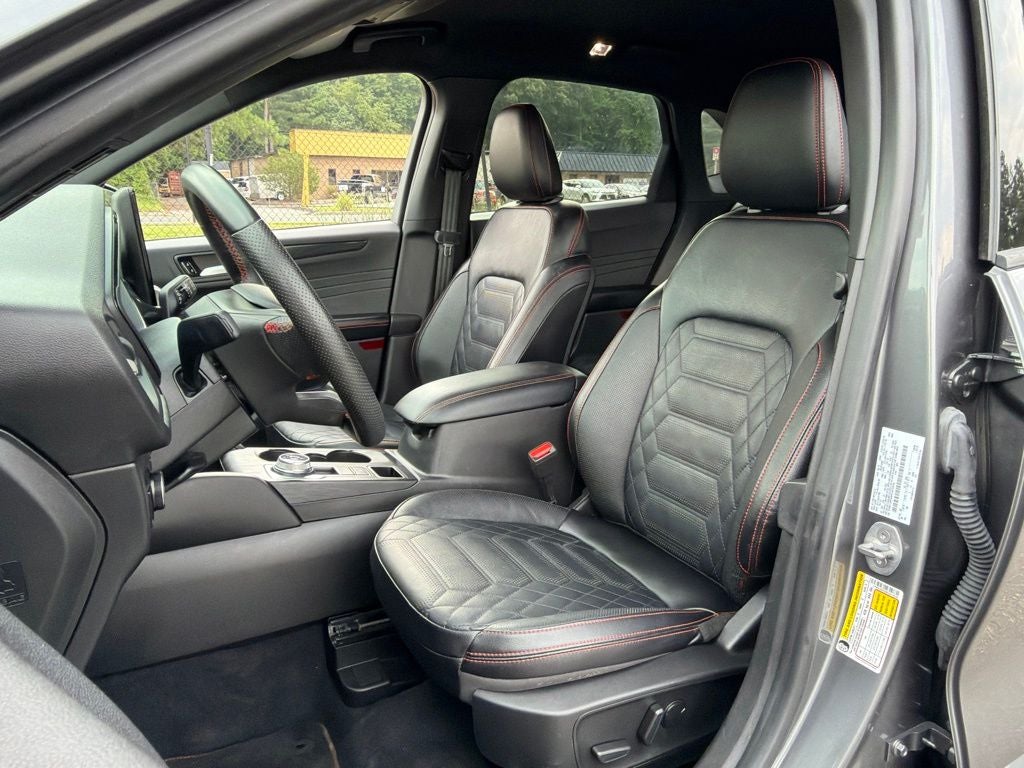 2023 Ford Escape ST-Line Elite