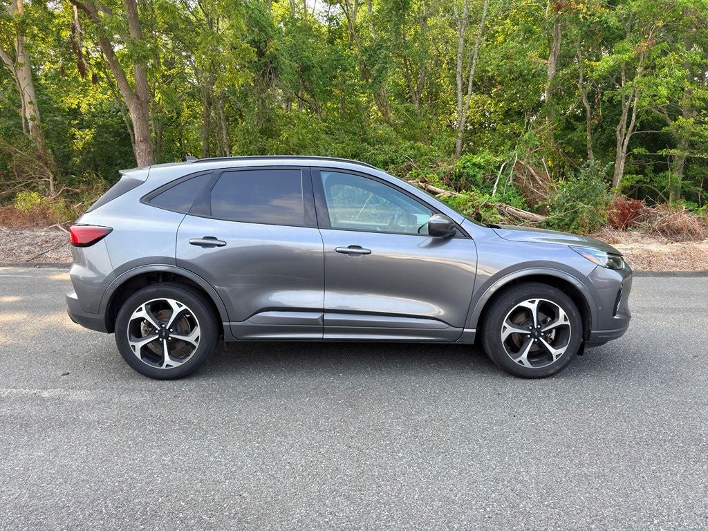 2023 Ford Escape ST-Line Elite