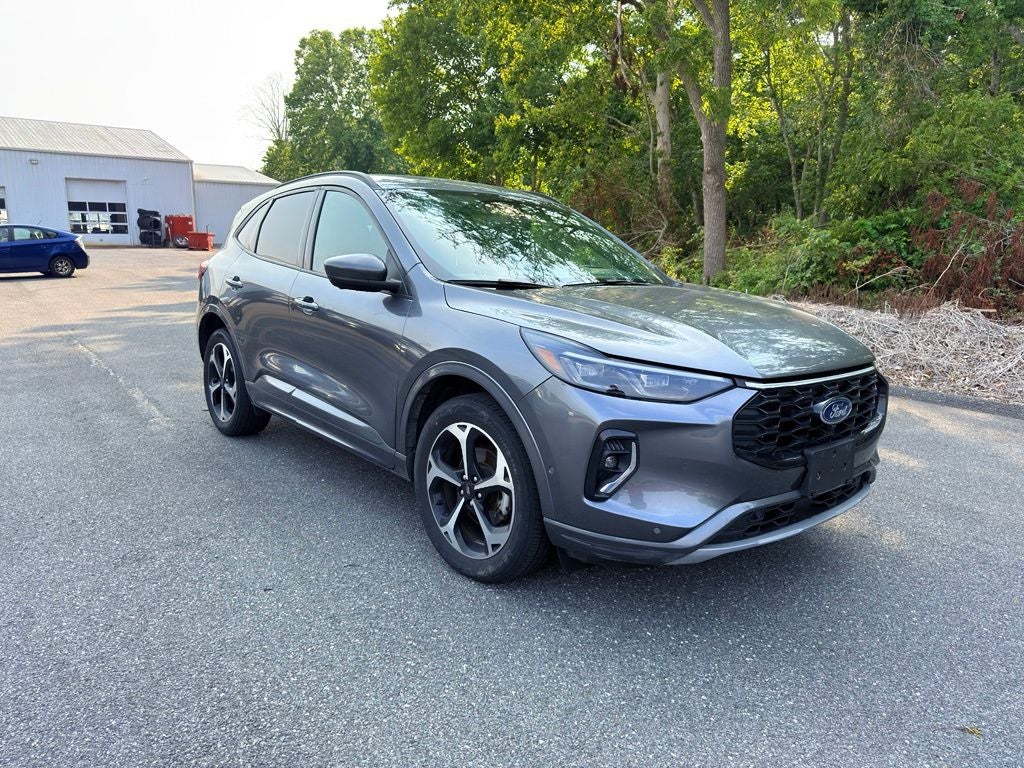 2023 Ford Escape ST-Line Elite