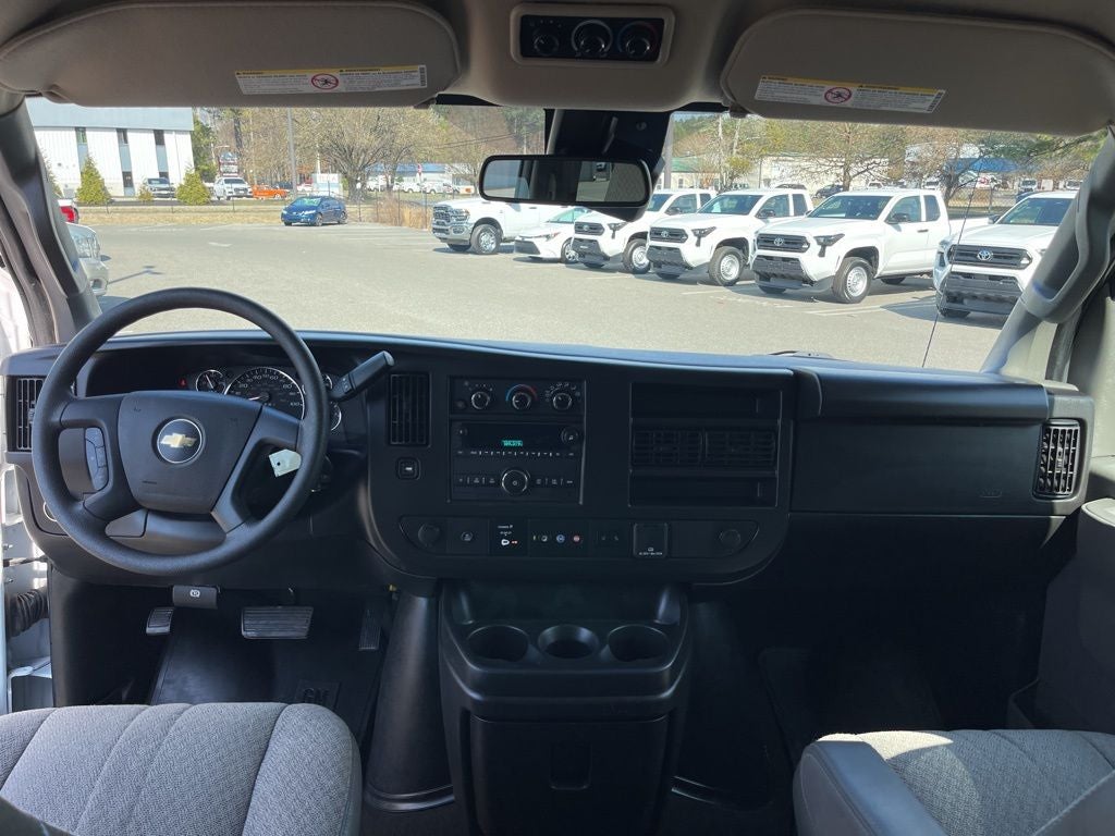 2023 Chevrolet Express 3500 LT Passenger