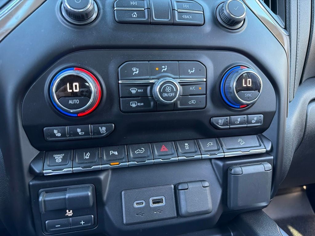 2021 Chevrolet Silverado 3500HD High Country