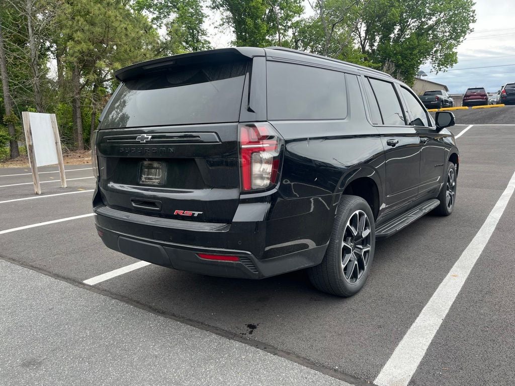 2023 Chevrolet Suburban RST