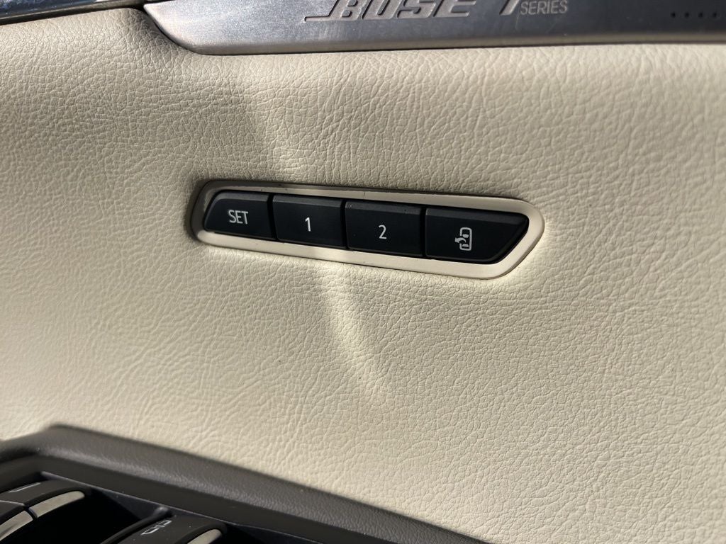 2022 Cadillac XT6 Premium Luxury