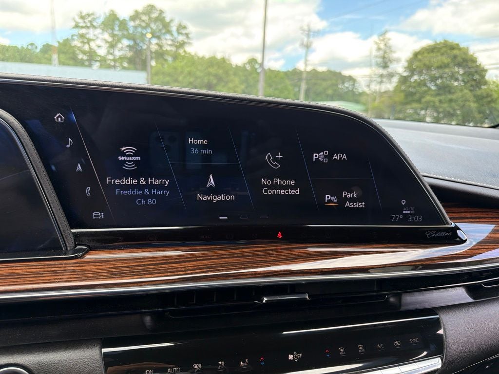 2022 Cadillac Escalade Premium Luxury