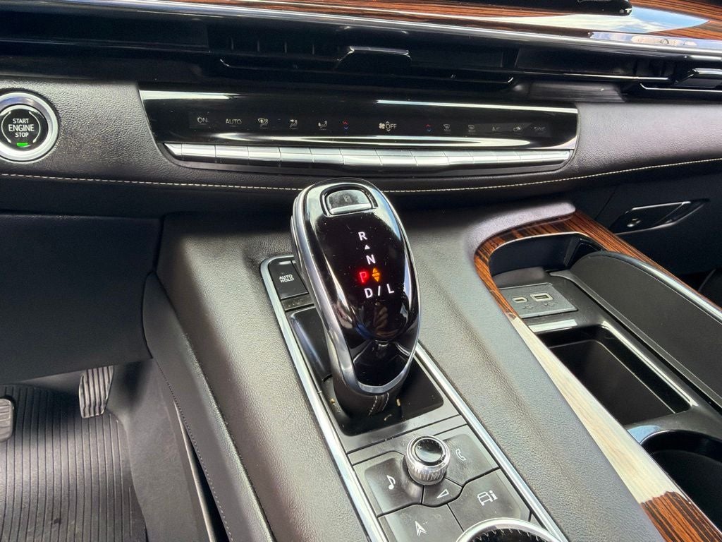 2022 Cadillac Escalade Premium Luxury