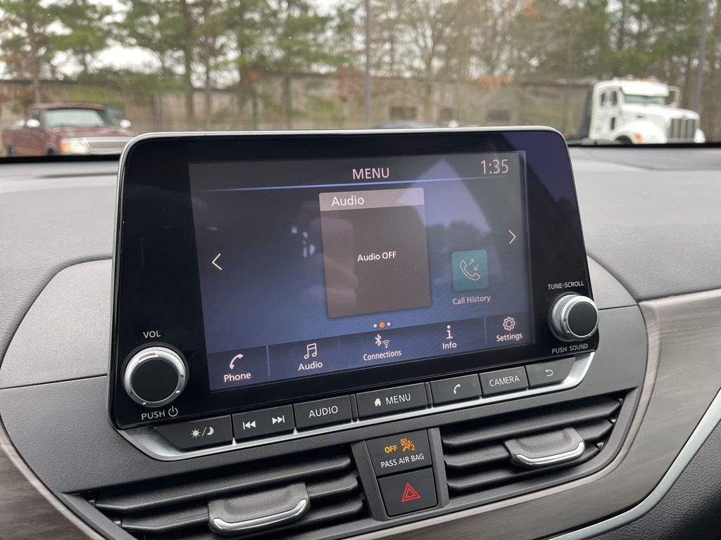 2023 Nissan Altima 2.5 SV