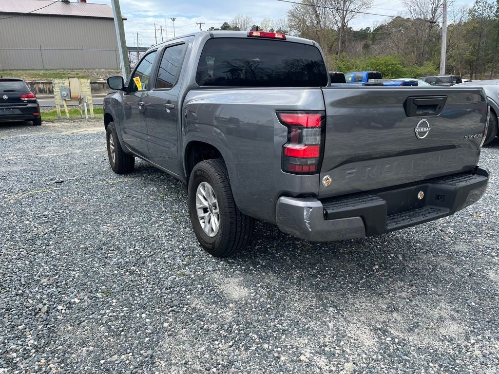 2024 Nissan Frontier SV