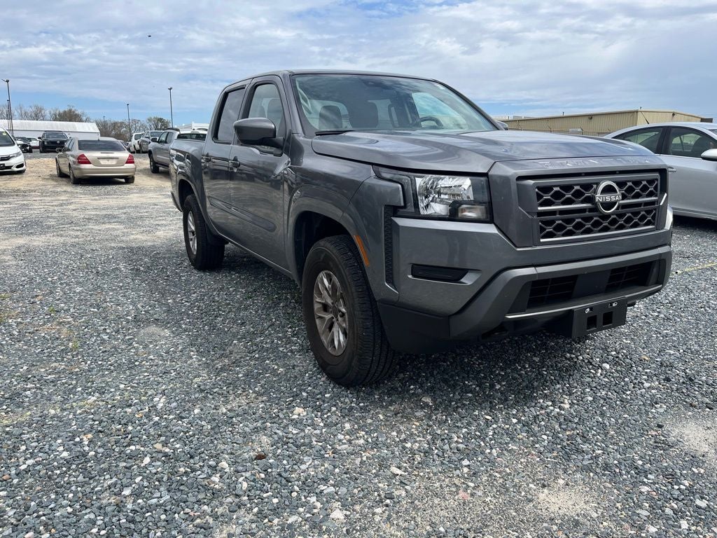 2024 Nissan Frontier SV