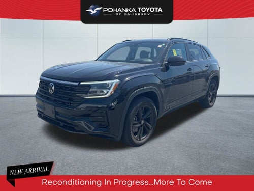 2025 Volkswagen Atlas Cross Sport 2.0T SEL R-Line Black