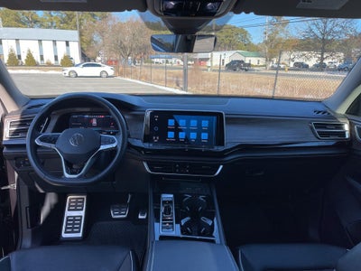 2024 Volkswagen Atlas 2.0T SEL Premium R-Line