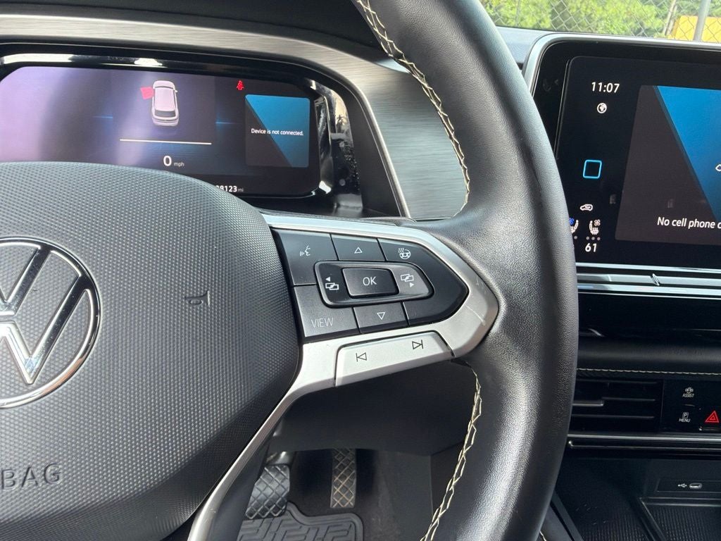 2024 Volkswagen Atlas Cross Sport 2.0T SE w/Technology