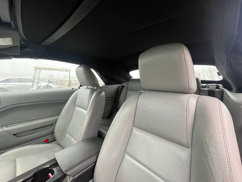 2007 Ford Mustang V6 Deluxe