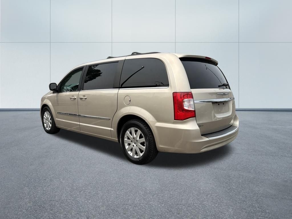 2013 Chrysler Town & Country Touring