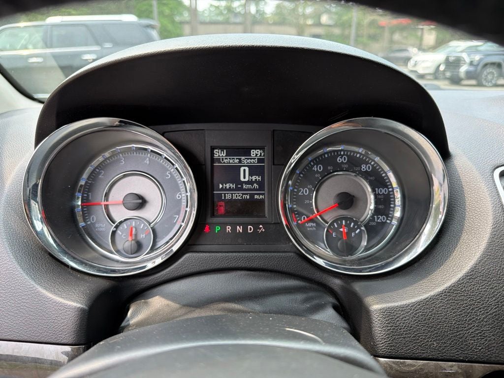 2013 Chrysler Town & Country Touring