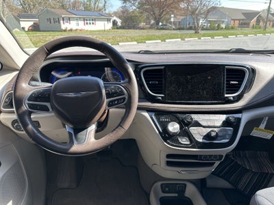 2021 Chrysler Pacifica Touring