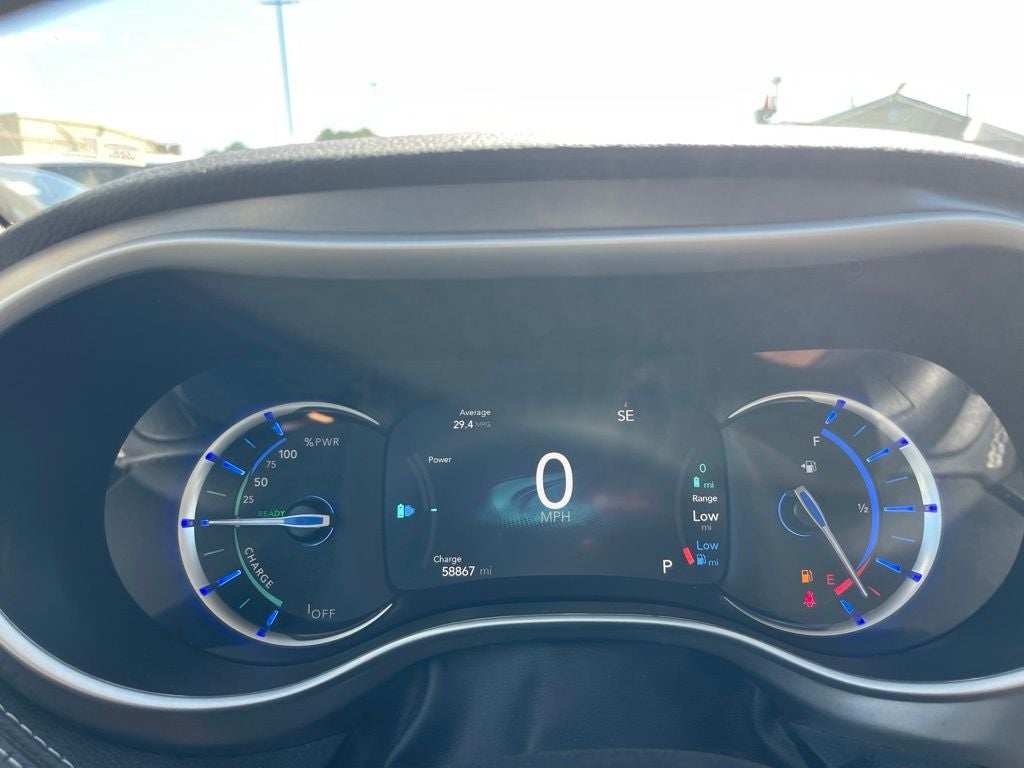 2024 Chrysler Pacifica Hybrid Select